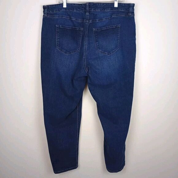 Terra & Sky womens plus size 18W straight Leg jeans medium wash Stretch - Picture 2 of 7